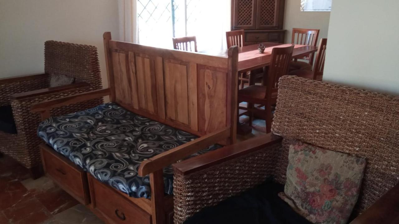 Habitaciones Jacaranda Aguadulce  Exterior photo